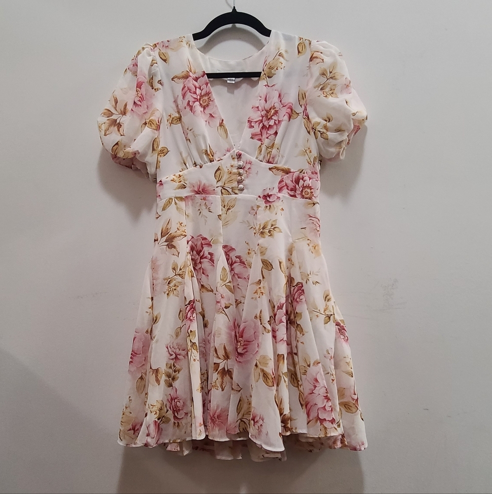 Ever New Amelia Petite Empire Mini Dress - Picture 2 of 5